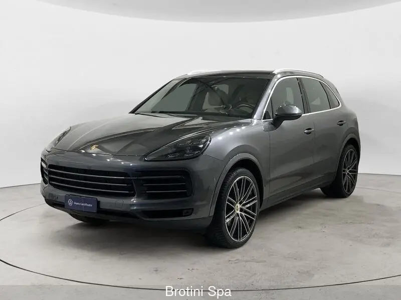 Photo 1 : Porsche Cayenne 2019 Essence