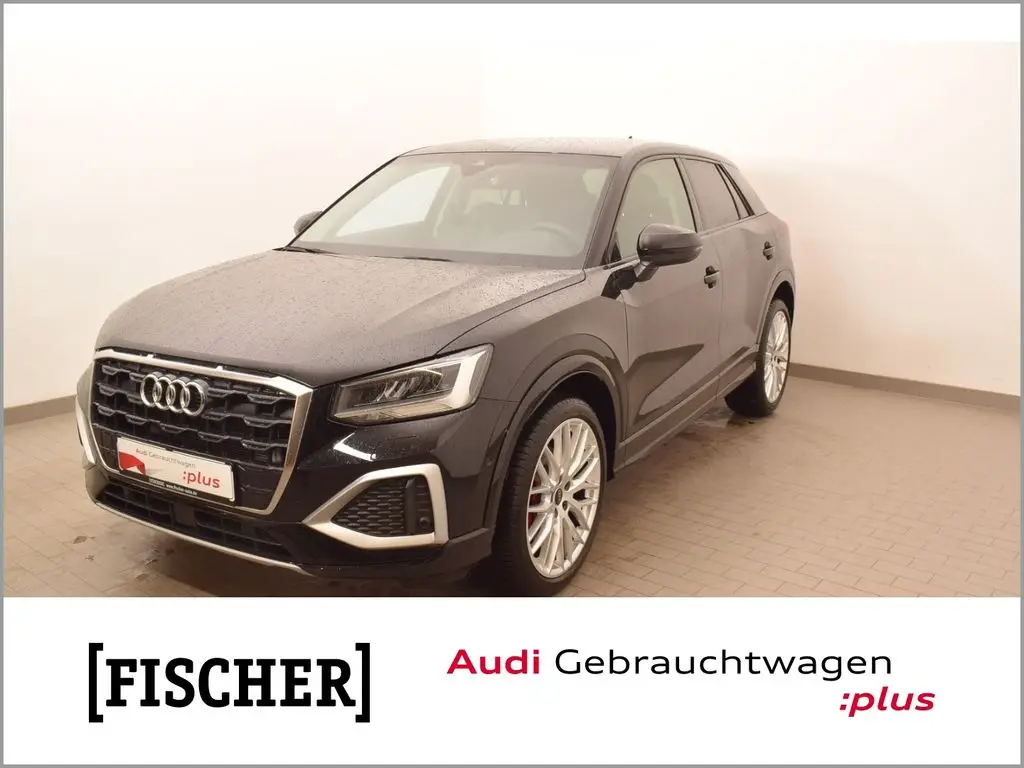 Photo 1 : Audi Q2 2024 Petrol