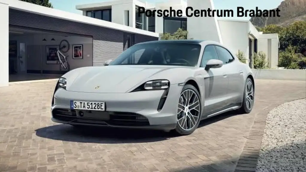 Photo 1 : Porsche Taycan 2023 Non renseigné