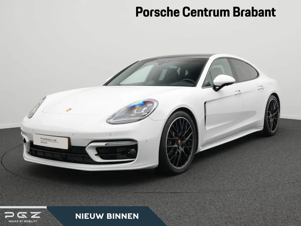 Photo 1 : Porsche Panamera 2023 Hybrid