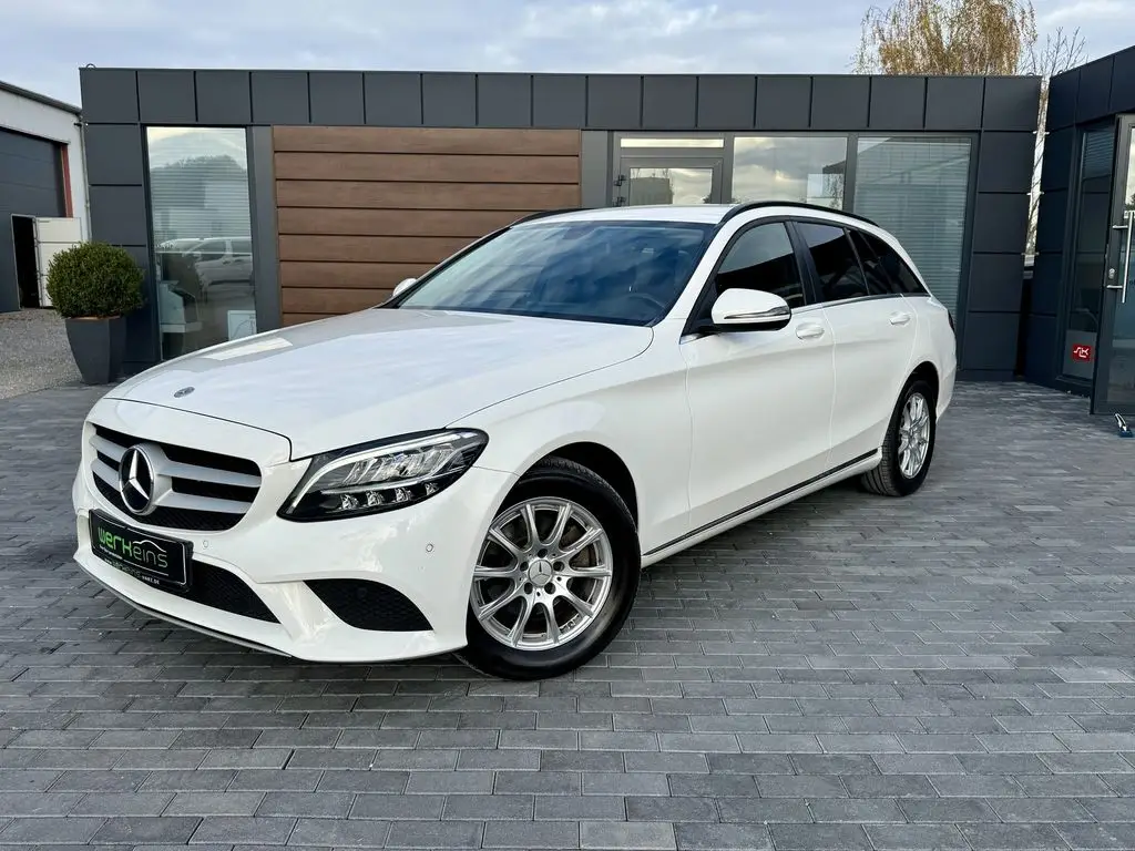 Photo 1 : Mercedes-benz Classe C 2019 Petrol