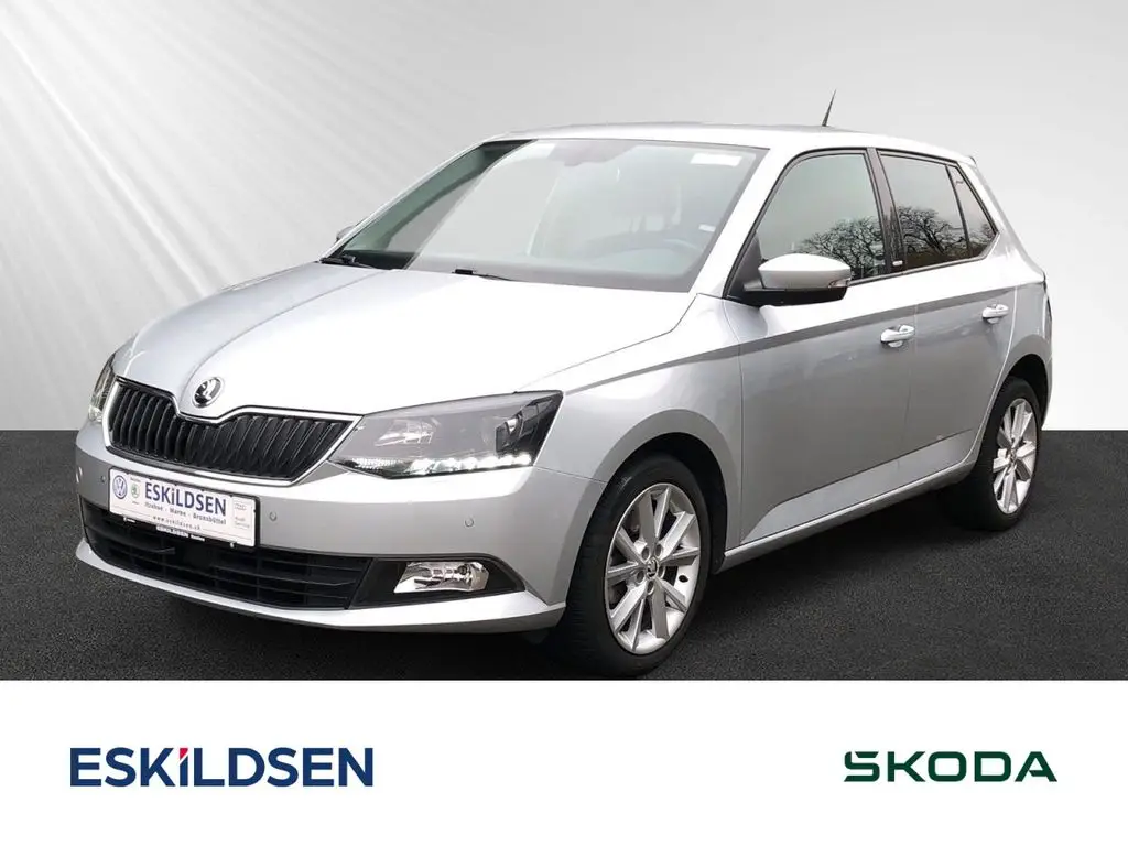 Photo 1 : Skoda Fabia 2016 Essence