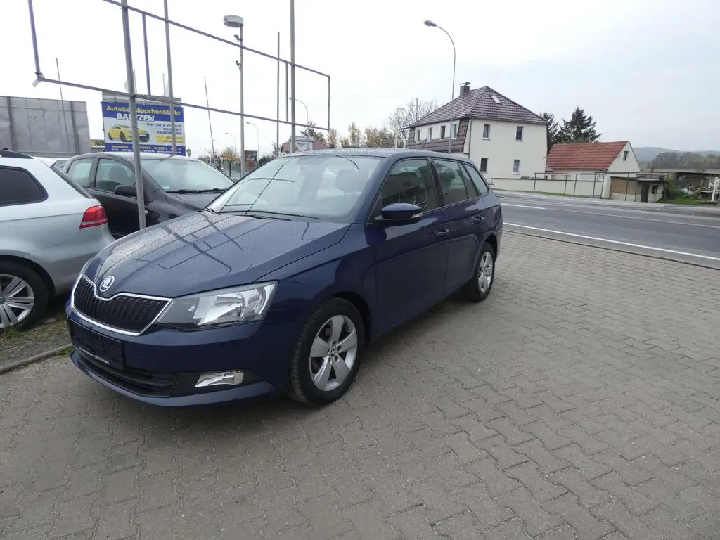 Photo 1 : Skoda Fabia 2019 Essence