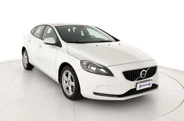 Photo 1 : Volvo V40 2016 Diesel