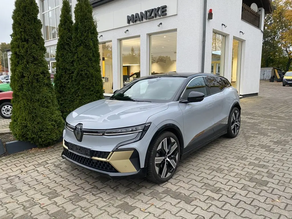 Photo 1 : Renault Megane 2023 Non renseigné