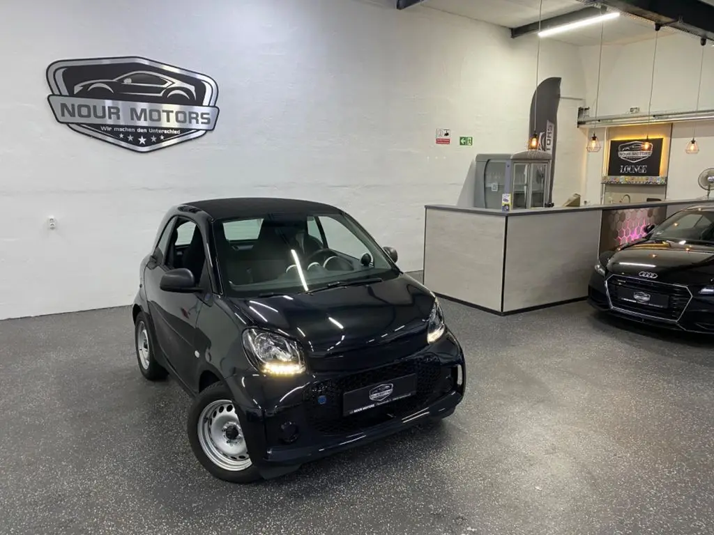 Photo 1 : Smart Fortwo 2020 Non renseigné