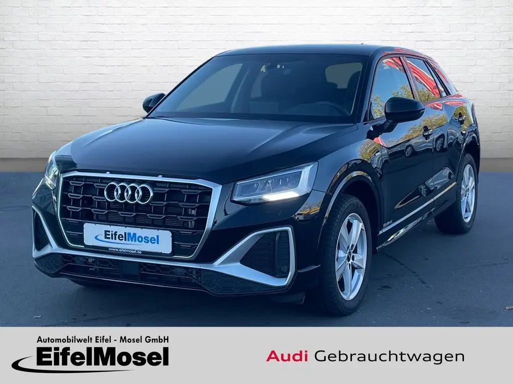 Photo 1 : Audi Q2 2024 Essence