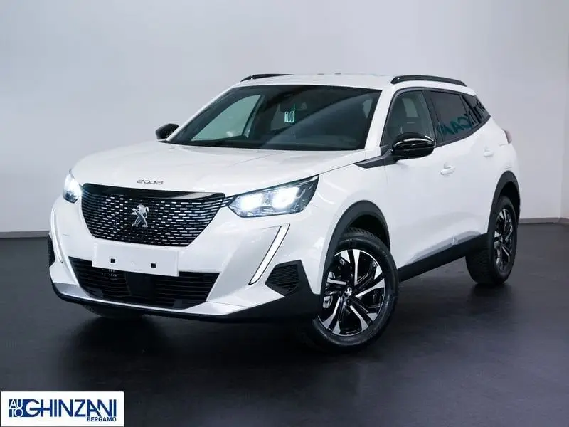 Photo 1 : Peugeot 2008 2023 Essence