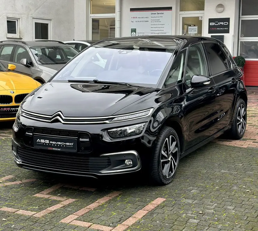 Photo 1 : Citroen C4 2018 Essence