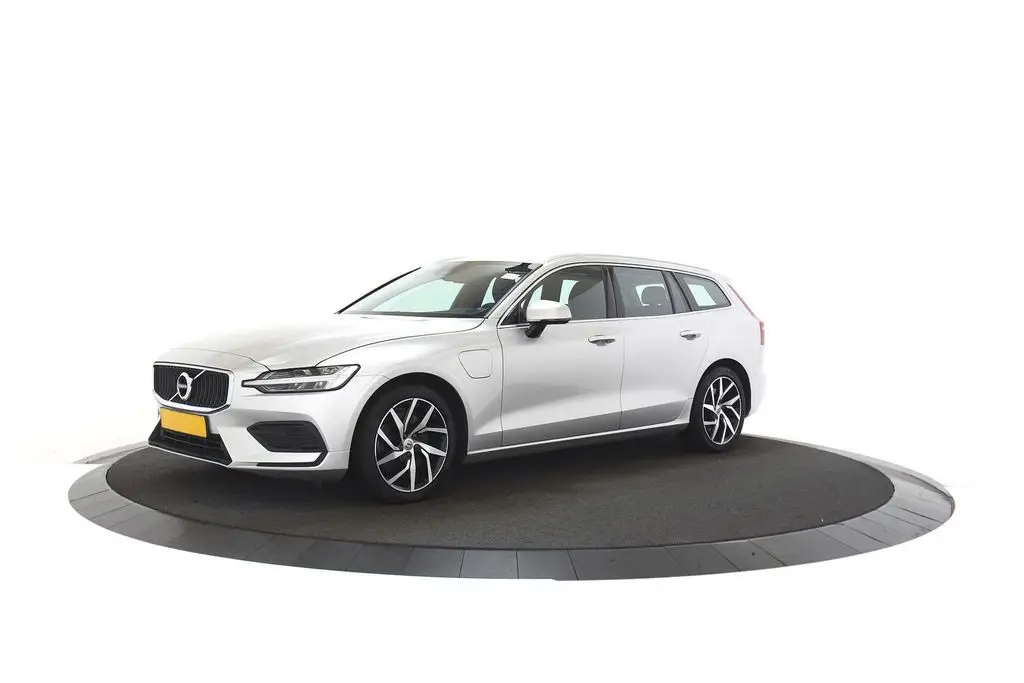 Photo 1 : Volvo V60 2020 Hybride