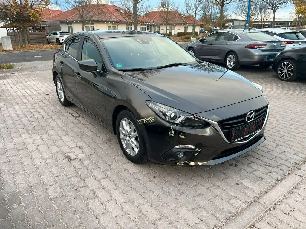 Photo 1 : Mazda 3 2016 Essence