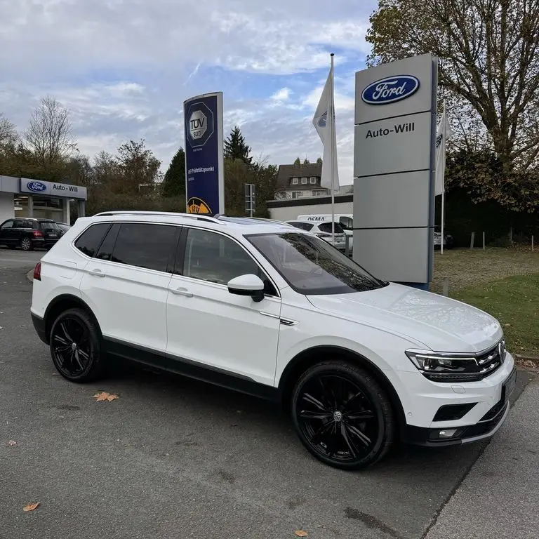 Photo 1 : Volkswagen Tiguan 2018 Diesel