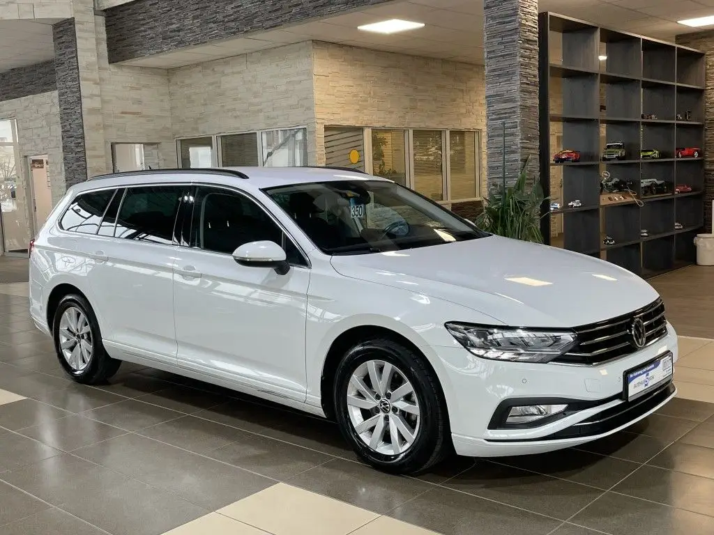 Photo 1 : Volkswagen Passat 2022 Diesel