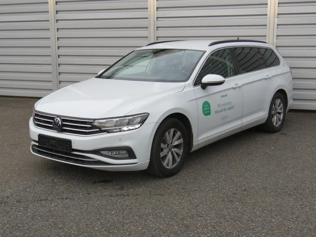 Photo 1 : Volkswagen Passat 2023 Diesel