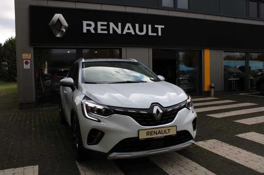 Photo 1 : Renault Captur 2024 Essence