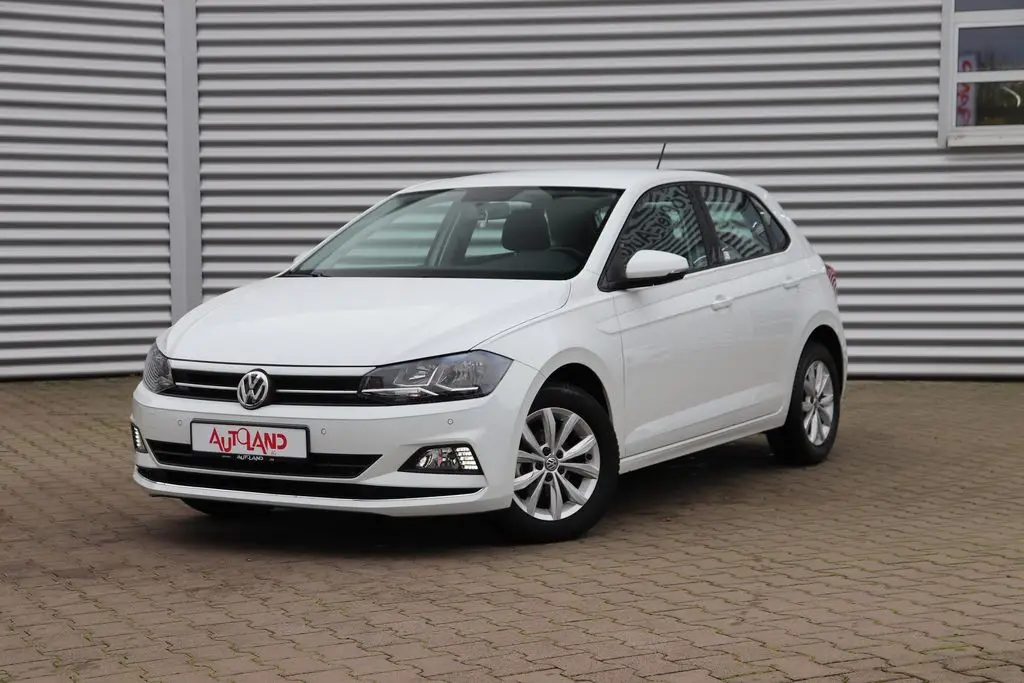 Photo 1 : Volkswagen Polo 2018 Petrol