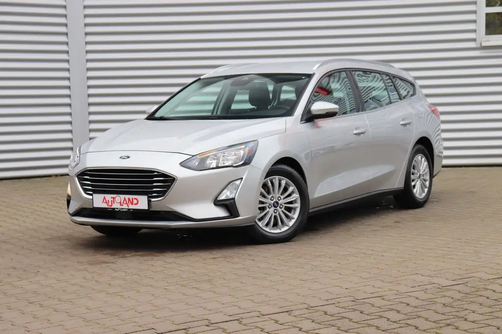 Photo 1 : Ford Focus 2021 Petrol