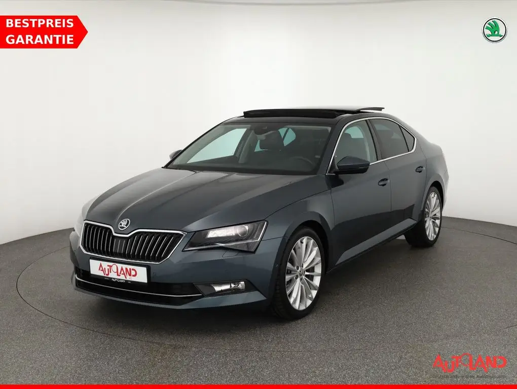 Photo 1 : Skoda Superb 2017 Diesel