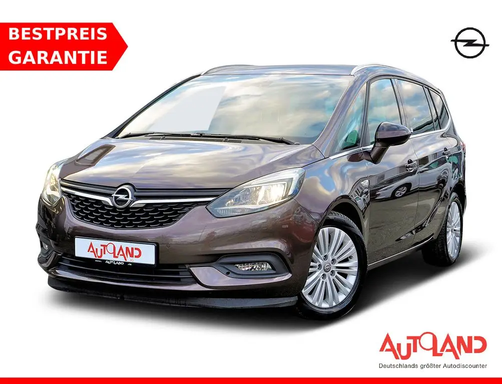 Photo 1 : Opel Zafira 2017 Petrol