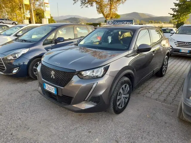 Photo 1 : Peugeot 2008 2020 Petrol