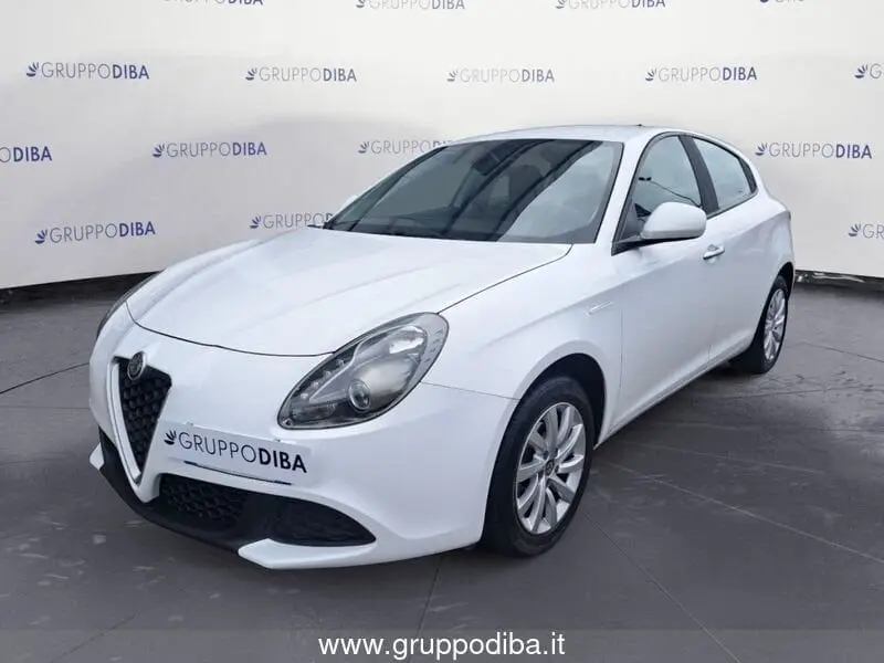 Photo 1 : Alfa Romeo Giulietta 2018 Petrol