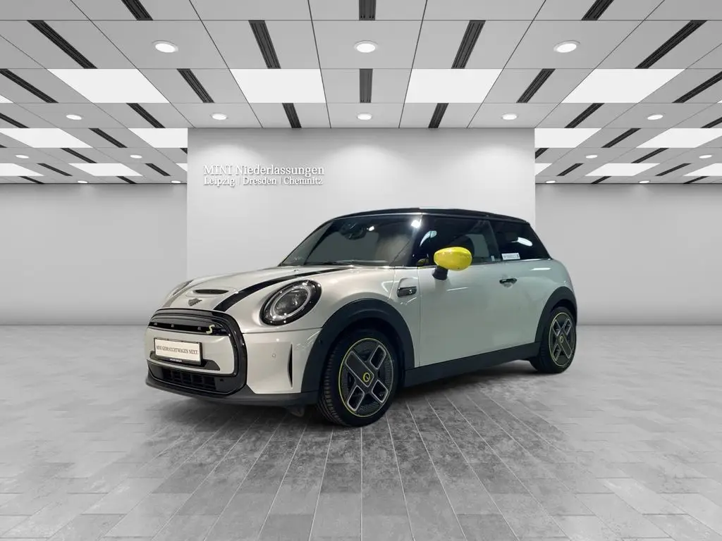 Photo 1 : Mini Cooper 2021 Non renseigné