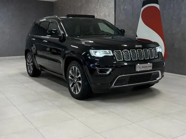 Photo 1 : Jeep Grand Cherokee 2017 Diesel