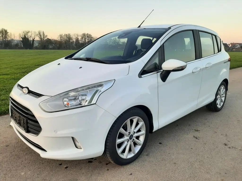 Photo 1 : Ford B-max 2017 Essence