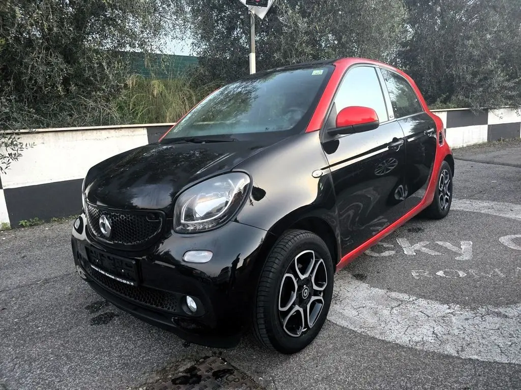 Photo 1 : Smart Forfour 2016 Essence