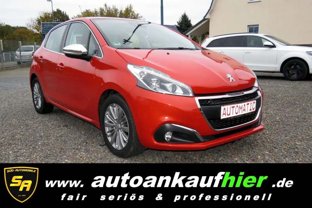 Photo 1 : Peugeot 208 2016 Petrol