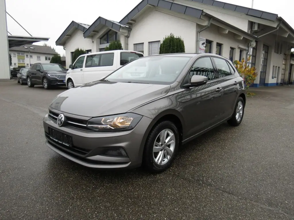 Photo 1 : Volkswagen Polo 2019 Petrol