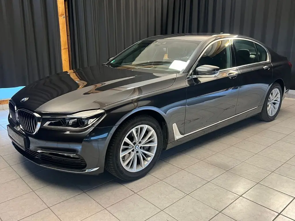 Photo 1 : Bmw Serie 7 2019 Petrol