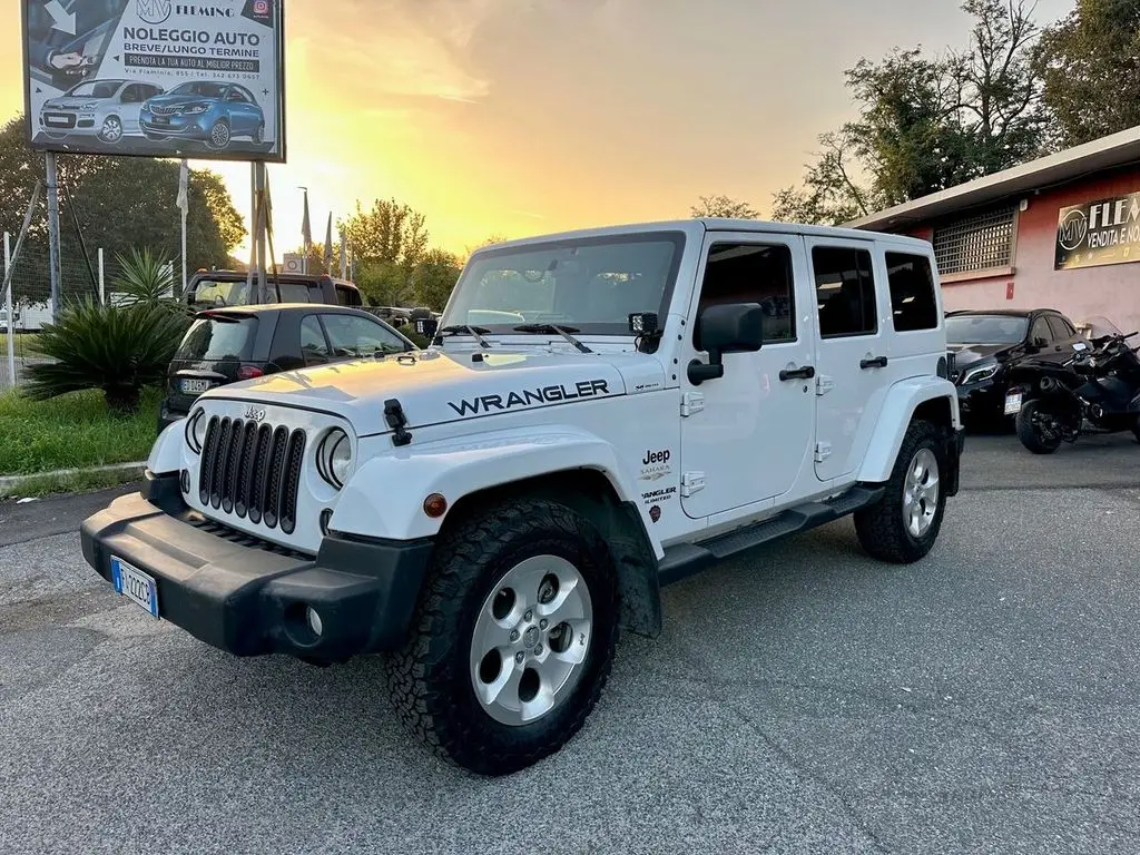 Photo 1 : Jeep Wrangler 2015 Diesel