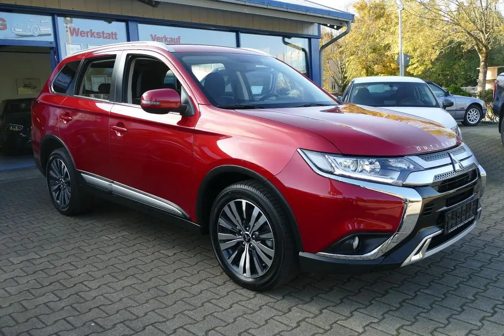 Photo 1 : Mitsubishi Outlander 2019 Petrol