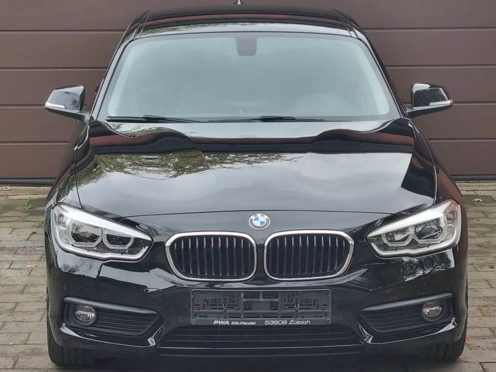 Photo 1 : Bmw Serie 1 2018 Petrol