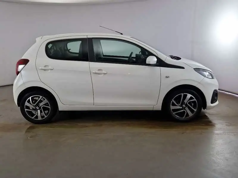 Photo 1 : Peugeot 108 2021 Petrol