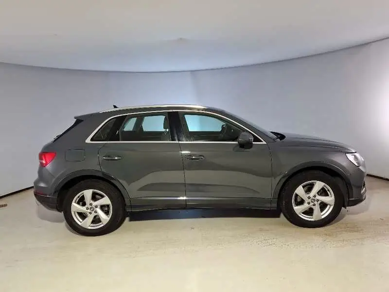 Photo 1 : Audi Q3 2020 Diesel