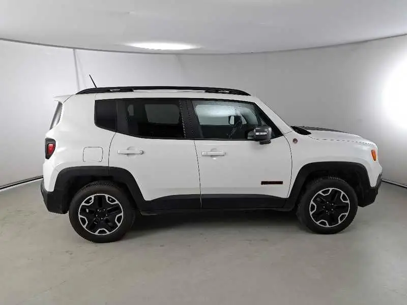 Photo 1 : Jeep Renegade 2016 Diesel