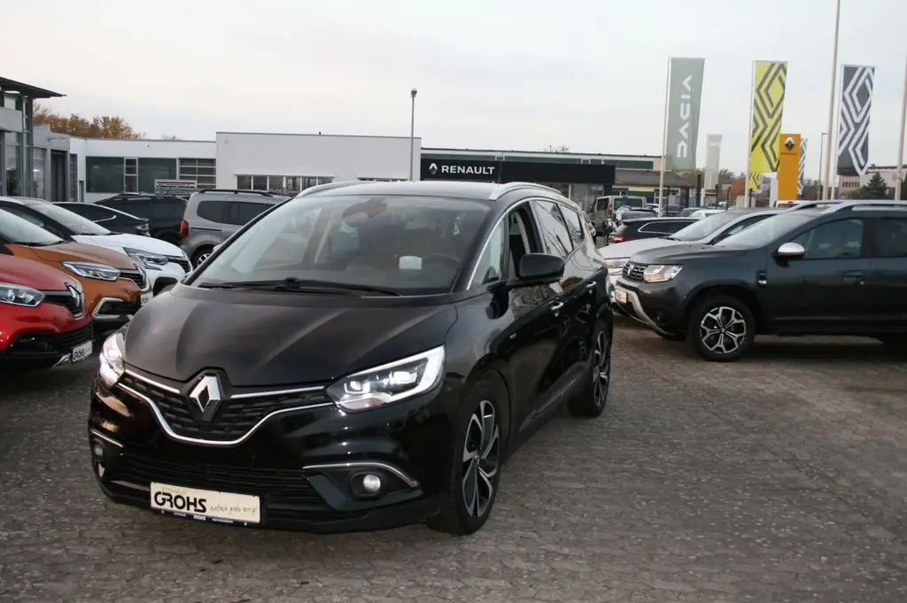 Photo 1 : Renault Grand Scenic 2017 Essence