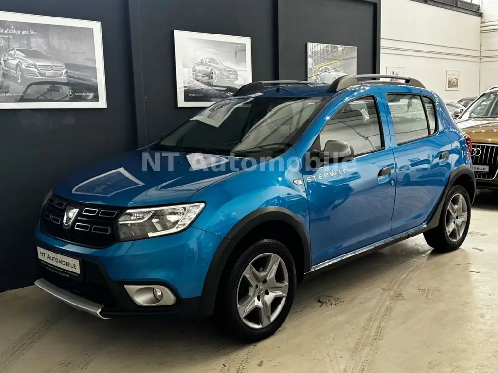 Photo 1 : Dacia Sandero 2017 Essence