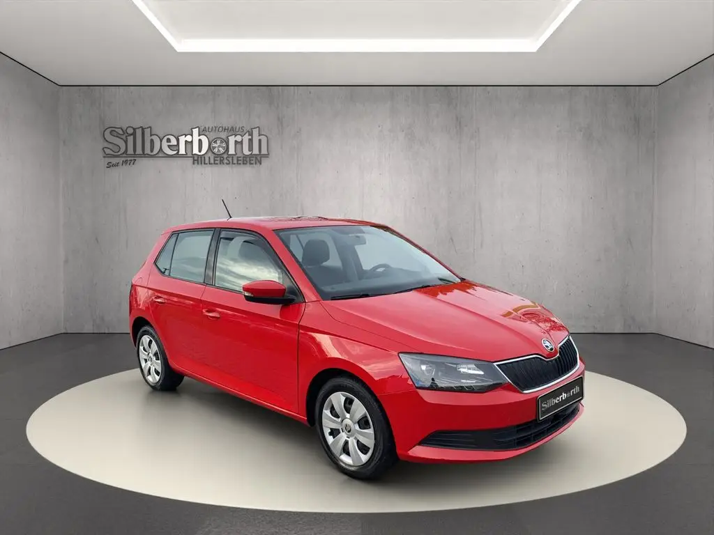 Photo 1 : Skoda Fabia 2015 Essence