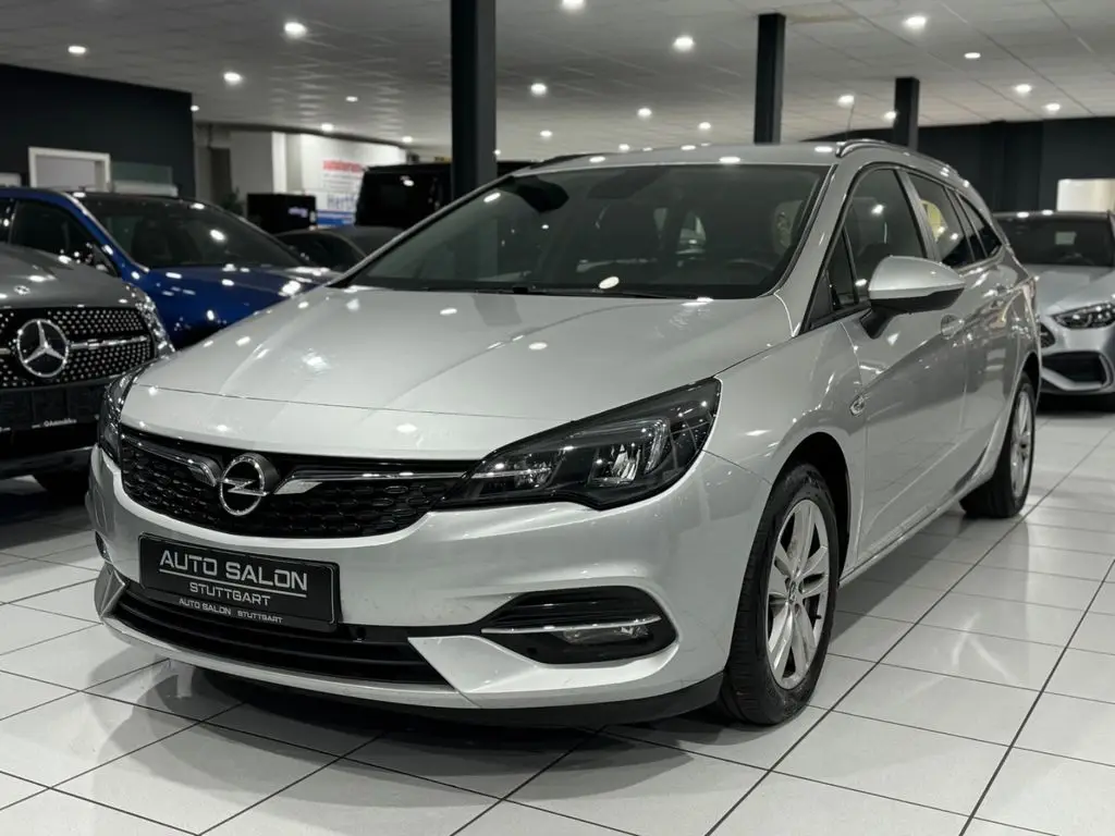 Photo 1 : Opel Astra 2020 Diesel