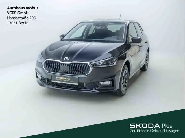 Photo 1 : Skoda Fabia 2024 Petrol