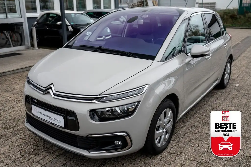 Photo 1 : Citroen C4 2017 Petrol