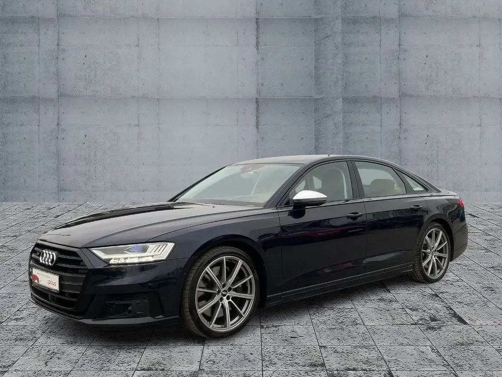 Photo 1 : Audi S8 2020 Essence