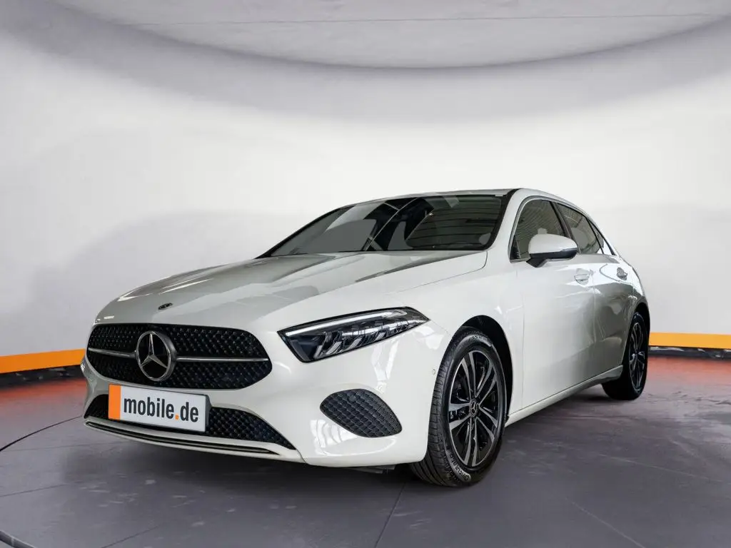 Photo 1 : Mercedes-benz Classe A 2023 Petrol