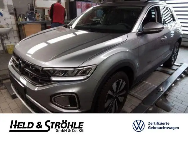 Photo 1 : Volkswagen T-roc 2023 Petrol