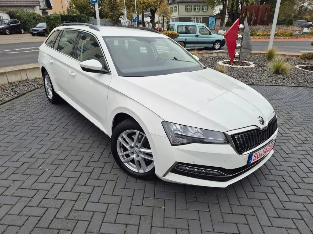 Photo 1 : Skoda Superb 2021 Hybride