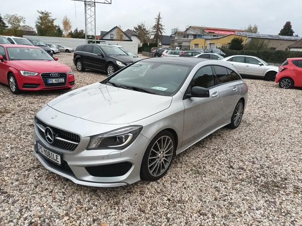 Photo 1 : Mercedes-benz Classe Cla 2015 Petrol