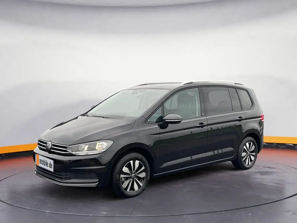 Photo 1 : Volkswagen Touran 2024 Petrol